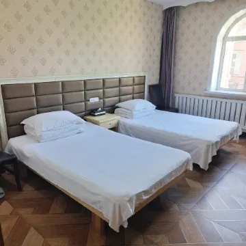 Longyu Hotel