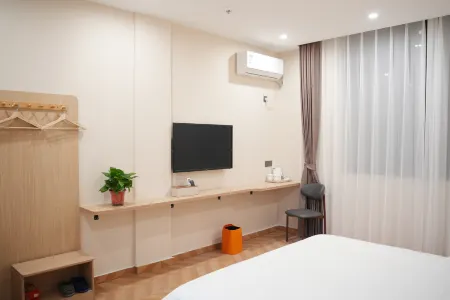 Ciyuan Residents' Inn (Jingde Town Taohuixuan Cultural and Creative Street Store) Отели рядом с достопримечательностью «Jingdezhen Ceramics University (Xinchang Campus)»