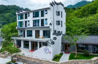 心田裡民宿 Hotels near Kantou Village