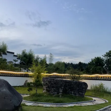 Ruiling Rural Inn