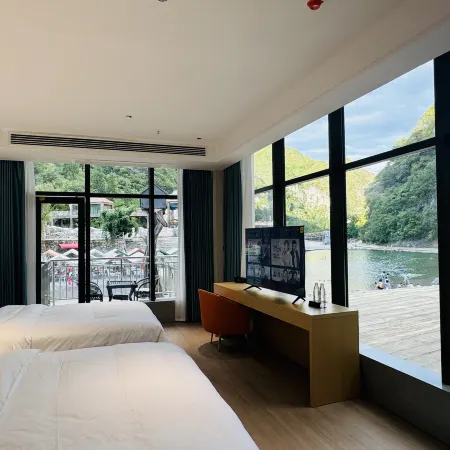 Shi Bingyun Xi River Intelligent Hotel