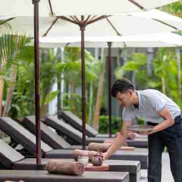 The Oasis Harbor Hotel Exterior