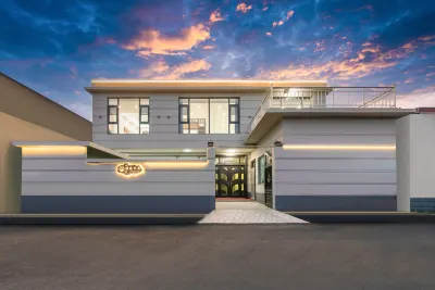 Xiyuan Homestay (Yuntai Mountain Water Wonderland Town) Hotels near Baijia Rock