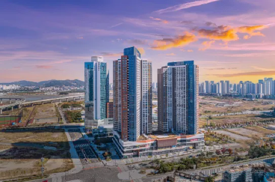 Urbanstay Songdo Moonlight Park Отели рядом с достопримечательностью «The Memorial Hall for Incheon Landing Operation»