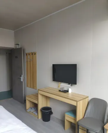 Shanghai Xin Jiajia Hotel Отели рядом с достопримечательностью «Yihaochan Temple»