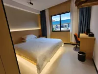 Baoting Baocheng Hanting smart Hotel