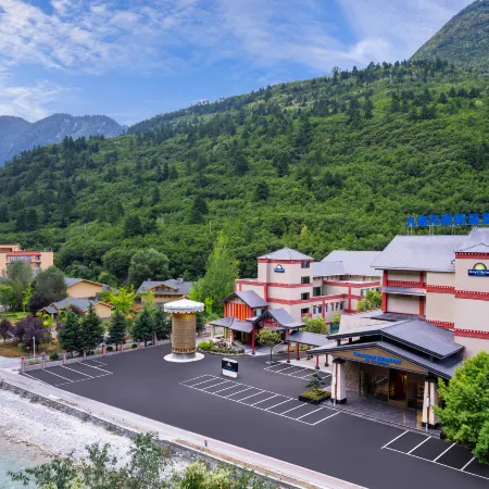 JIUZHAIGOU DAYS HOTEL BY WYNDHAM