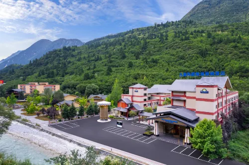 JIUZHAIGOU DAYS HOTEL BY WYNDHAM