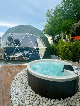 Cupola Casobe Отели в г. Калатаган