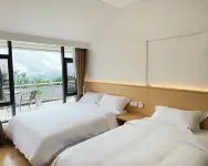 Banshan Huasu Scenic Inn · Yinghuagu