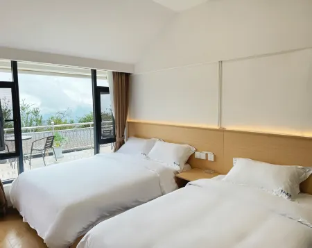 Banshan Huasu Scenic Inn · Yinghuagu Отели в г. Наньцзян