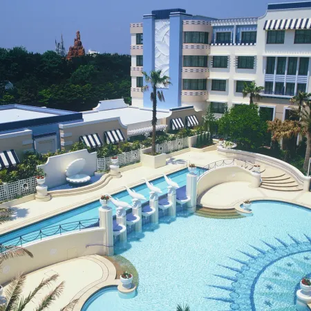 Disney Ambassador® Hotel
