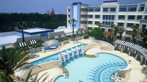 Disney Ambassador® Hotel