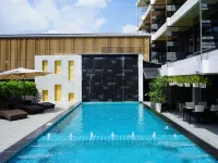 Hotel M Chiang Mai Các khách sạn gần Cổng Ta Phae