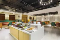 JAMES JOYCE COFFETEL  (Ka Shi Xiao Ya Lang Wetland Park Branch) - خدمة نقل من وإلى المطار