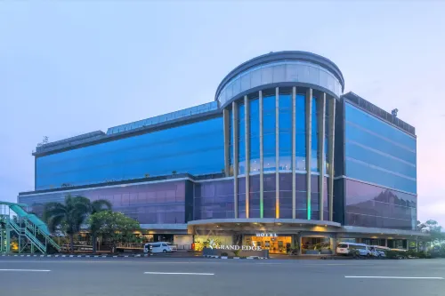 Grand Edge Hotel Semarang Hotels in Candisari