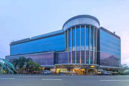 Grand Edge Hotel Semarang