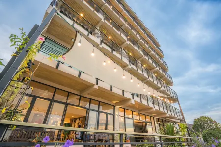 Mekong Pano Villa Отели рядом с достопримечательностью «Wat Phra in Plaeng»