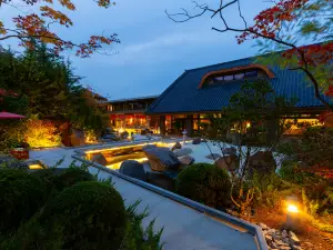 Tang Jingze Onsen Hotel