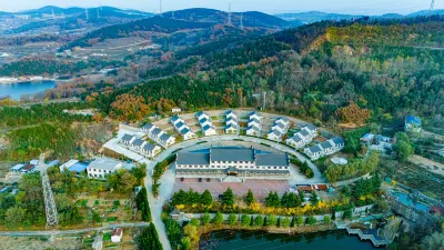 CUIXIANJU Hotels near Jinxiu Flower Sea