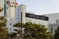 AanK Ryokan and AanK Air Cheongju Hotels in Cheongju