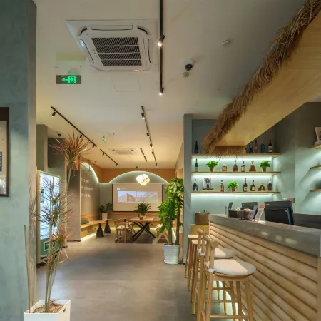 Demba Inn (Shanghai Xintiandi Yuyuan Garden The bund store )
