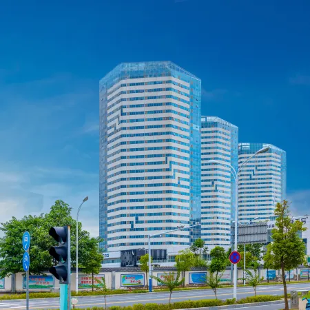 Yibai International Hotel (Nanchang West Station National Sports Center Branch)