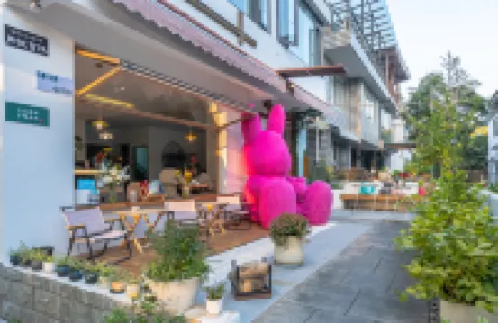 昱瑾·家|Holiday Villa 精緻風度假休閒民宿（西湖靈隱寺店） 西湖區附近的飯店