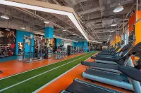 Haili New Century Grand Hotel - Gym