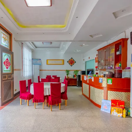 Re-huilou·Xiandu Meisu (Luci Village Resort) Отели рядом с достопримечательностью «Fuchunjiang Hospital»