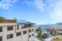 Luchun Duma Hotel - Bergblick