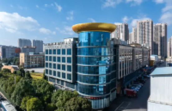 昆明大商滙小童醫院亞朵酒店 大商匯酒店