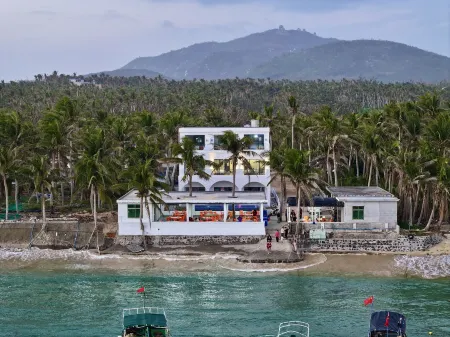 Haiyushi Light Luxury Vacation Homestay Отели рядом с достопримечательностью «Tongguling Scenic Spot»