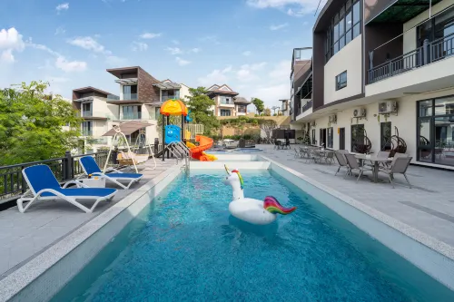 Tai Shan Yihe Hot Spring City Floral Whisper Hot Spring Villa