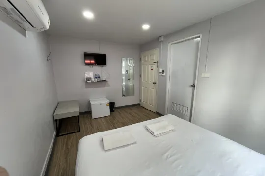 Double Queen Room