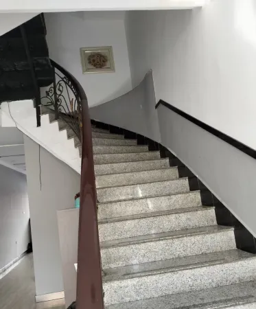 Qingyuan Wenqing Business Hotel