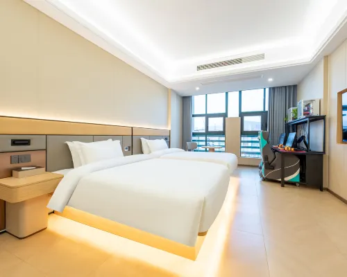 Man Dian Wei Qing She E-sports Hotel (Funing Shanghai Road) فنادق في فونينغ