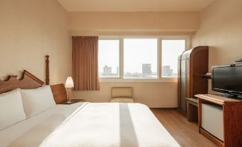 Kindness Hotel (Kaohsiung Wu Jia)
