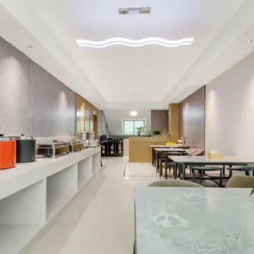 Yiwu Tianxing Fashion Hotel