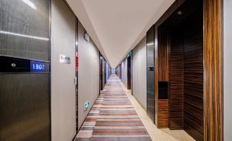 eStay Residence(Guangzhou poly World Trade Exhibition Center Branch)