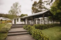 Ampersand Estates: The Homestead - bar