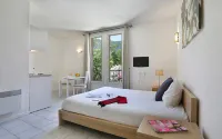 Vacancéole - le Domaine de Chames - Pont d'Arc Hotels in Vagnas