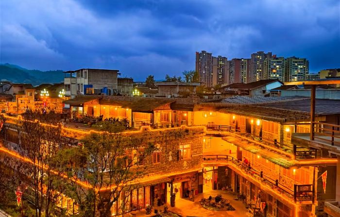 Nanxiangju·Hermitage Golden Silk Nanmu View Themed Boutique Hotel