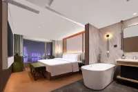 Lebai 1946 Designer Scenic Hotel (Hankou Jiangtan Lihuangpi Road) - parking