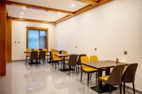 Namu Zhuo Manor - Oxygen-Equipped Courtyard Room - breakfast