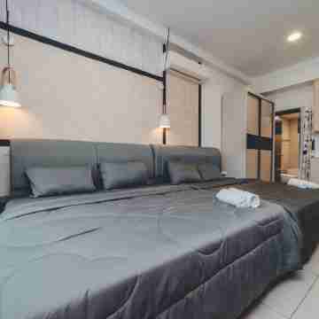 Molek Little Joy Studio 4pax Bathtub with Balcony Rooms