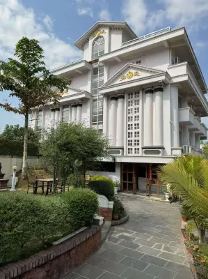 Star Valley Hotel
