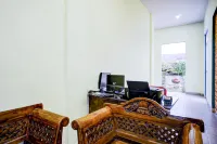 Hotel O Balige City Near Tugu Juara Monang Hotels in Aruan