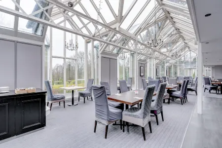 The Landmark Hotel & SPA Leisure Club Dundee By Sunday Отели рядом с достопримечательностью «Университет Данди»