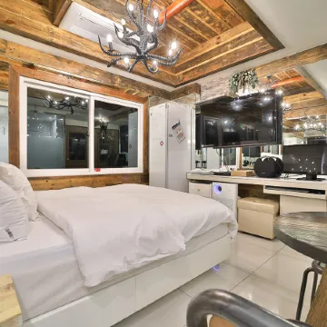 Daegu February Hotel Suseong